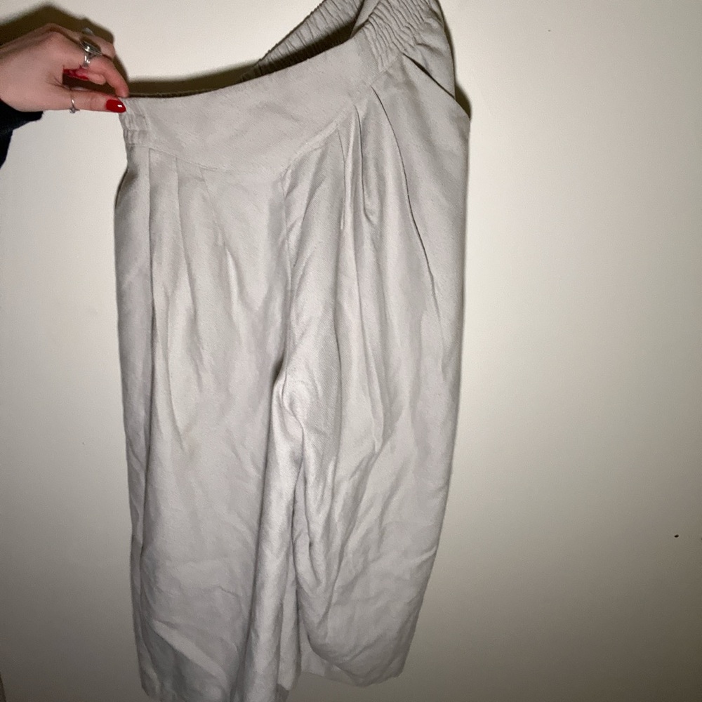 Free people flowy pants. Super comfortable.